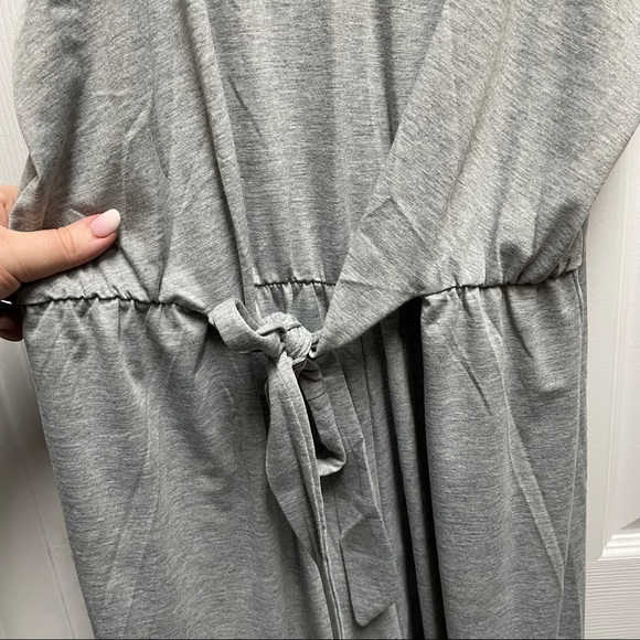 Romper - Picture 2 of 4